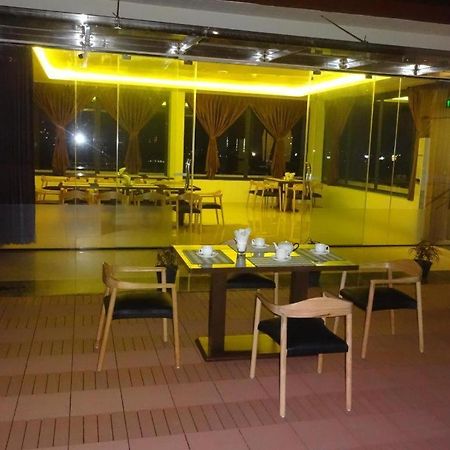 Virati Hotel Yangon Exterior photo
